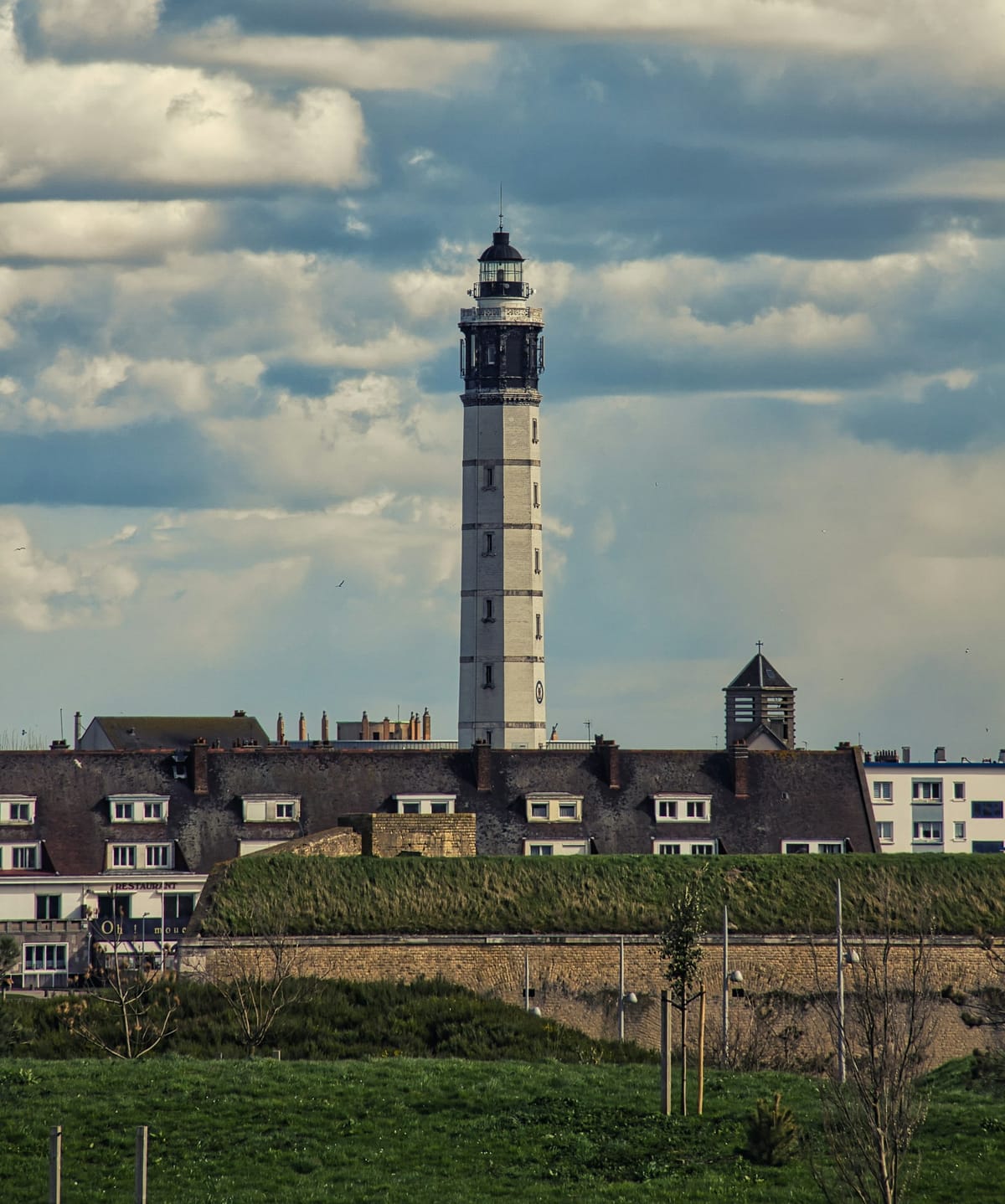 Calais, ville portuaire de nord de la France