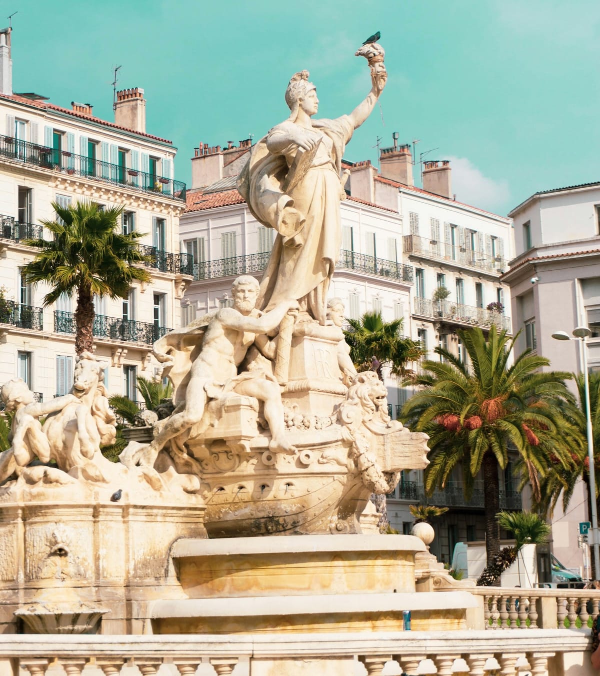 Toulon, ville méditerranéenne du sud de la France